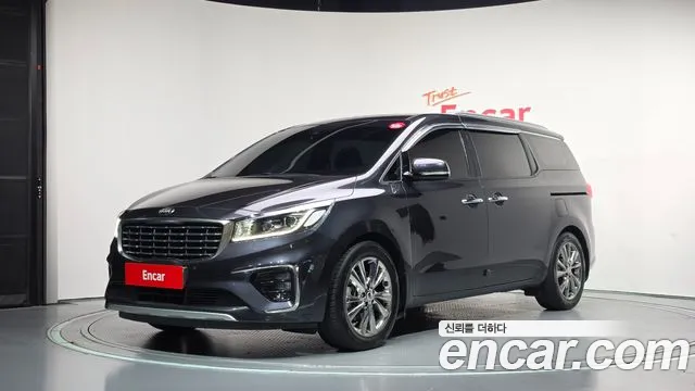 Kia Carnival — экстерьер