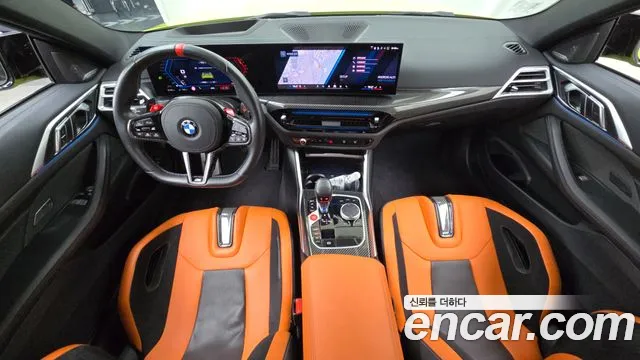 BMW M4 — интерьер