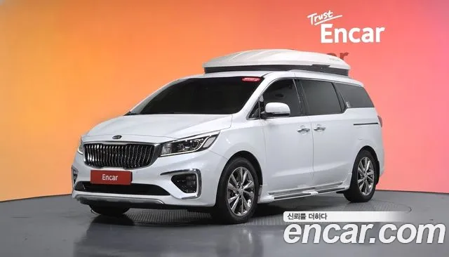 Kia Carnival — экстерьер