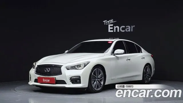 Infiniti Q50
