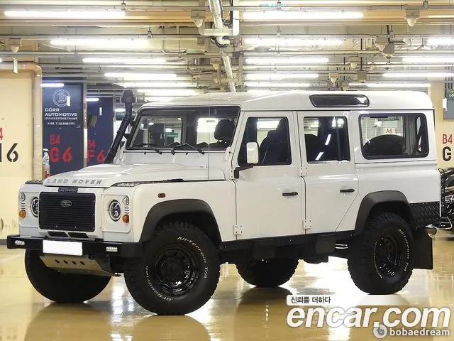 Land Rover Defender — экстерьер