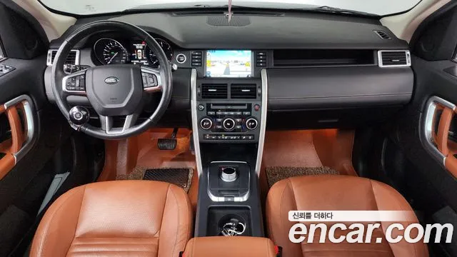 Land Rover Discovery Sport — интерьер