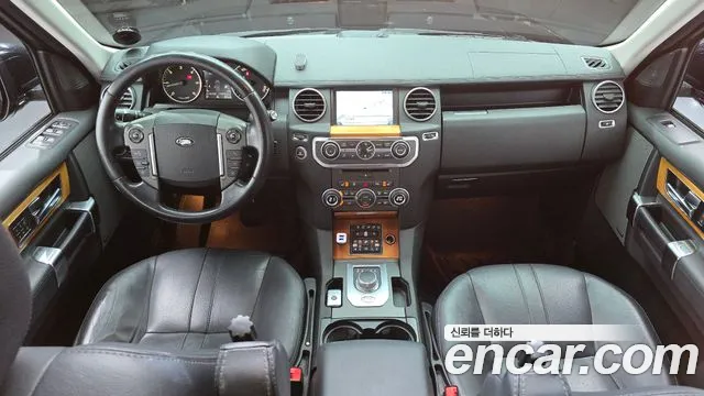 Land Rover Discovery — интерьер