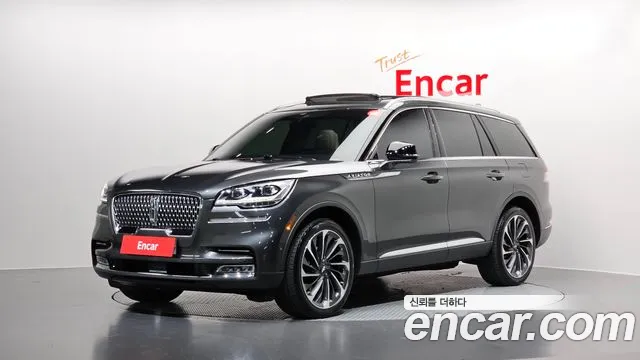 Lincoln Aviator