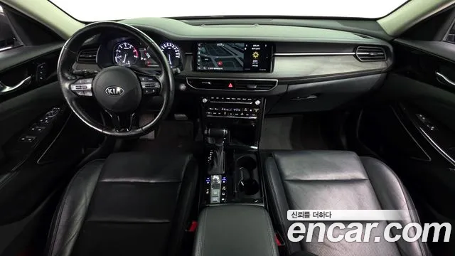 Kia K7 — интерьер