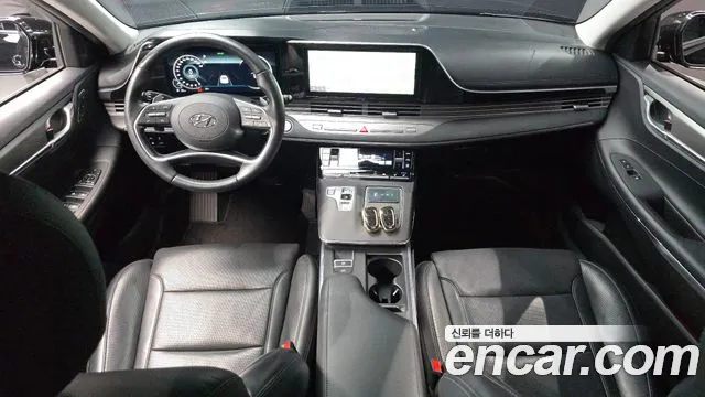 Hyundai Grandeur — интерьер