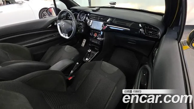 Citroën / DS DS3 — интерьер