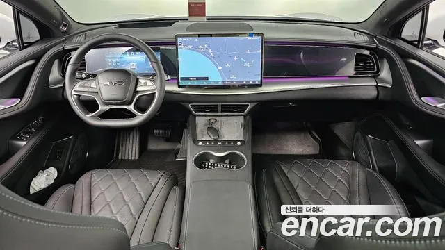 BYD Sea Lion 7 — интерьер