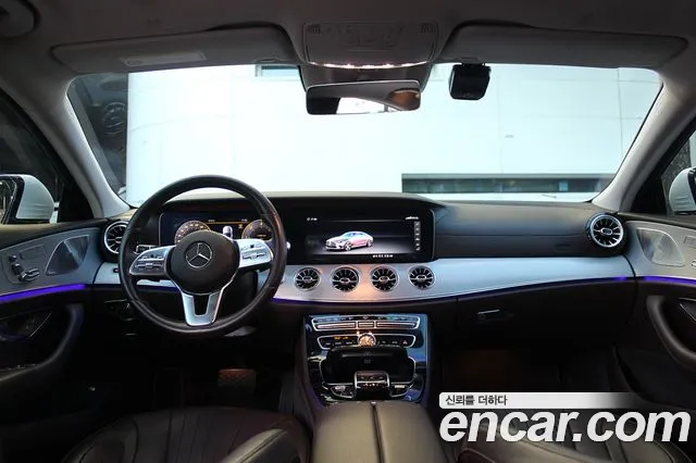 Mercedes-Benz CLS-класс — интерьер