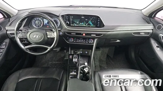 Hyundai Sonata — интерьер