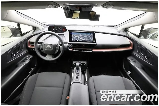 Toyota Prius — интерьер