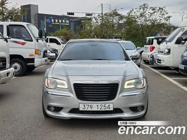 Chrysler 300C — экстерьер
