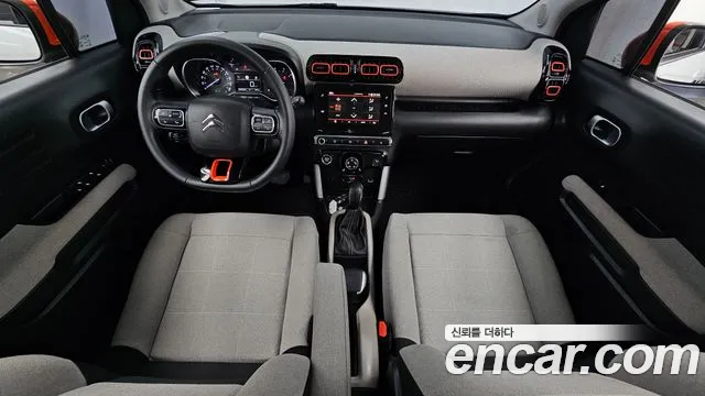 Citroën / DS C3 Aircross — интерьер