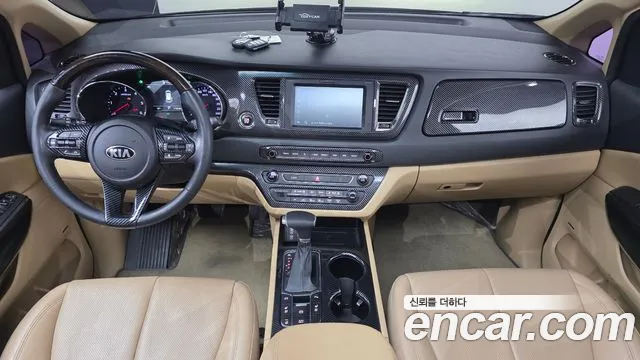Kia Carnival — интерьер