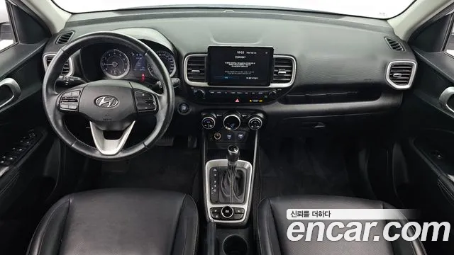 Hyundai Venue — интерьер