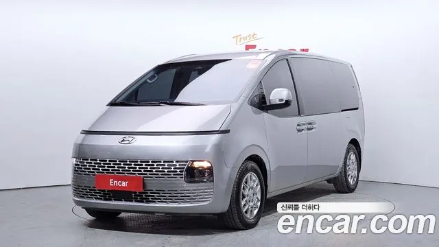 Hyundai Staria