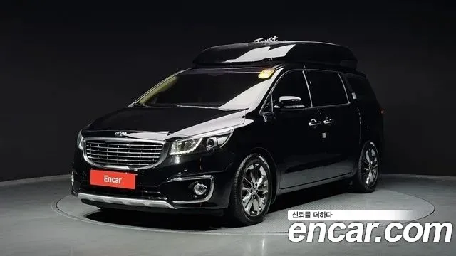 Kia Carnival — экстерьер