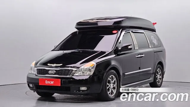Kia Carnival — экстерьер