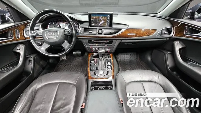 Audi A6 — интерьер