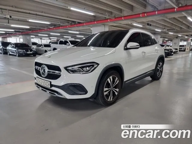 Mercedes-Benz GLA-класс