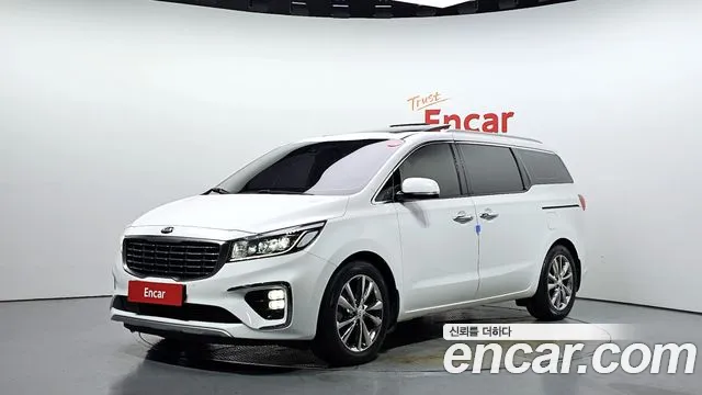 Kia Carnival — экстерьер