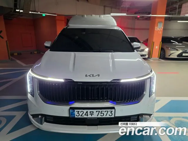 Kia Carnival — экстерьер