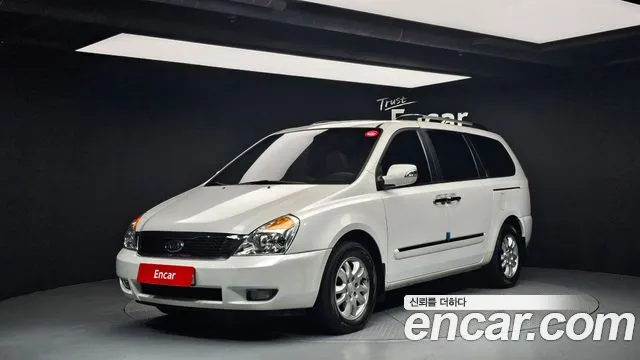 Kia Carnival — экстерьер