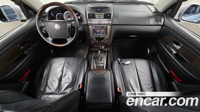 KG Mobility Rexton — интерьер