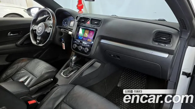 Volkswagen Scirocco — интерьер