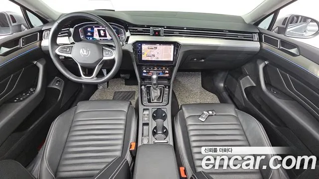 Volkswagen Passat — интерьер