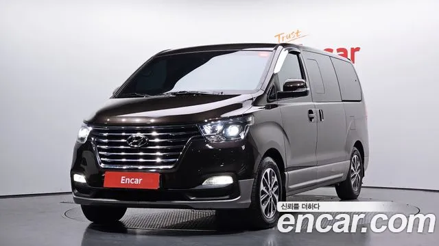 Hyundai Starex