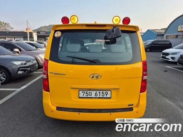 Hyundai Starex — интерьер