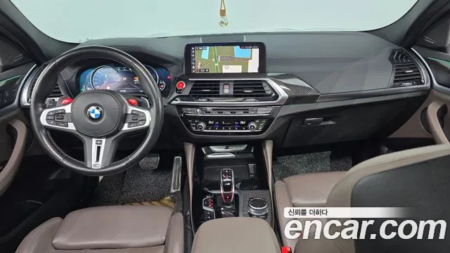 BMW X4M — интерьер