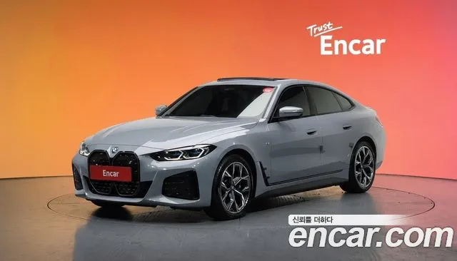 BMW i4