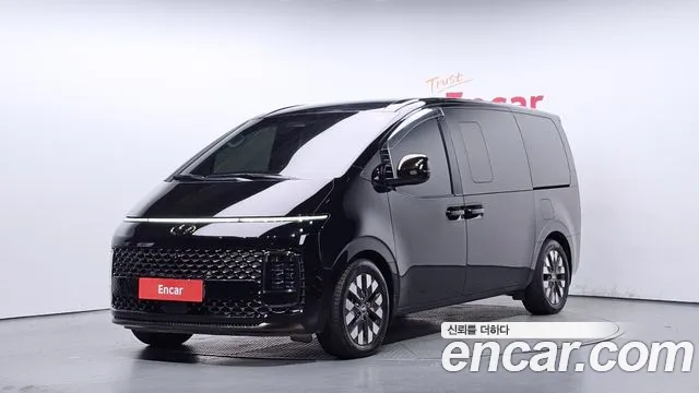 Hyundai Staria
