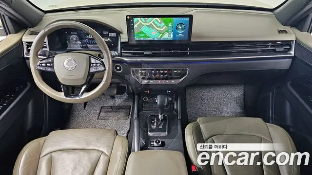 KG Mobility Rexton — интерьер