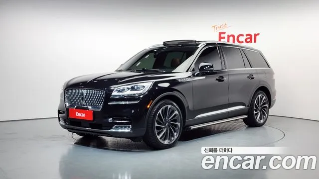 Lincoln Aviator