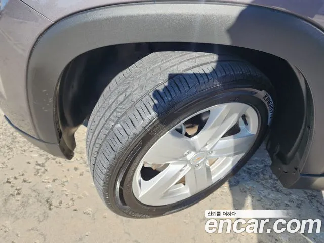 Chevrolet Korea Orlando — интерьер