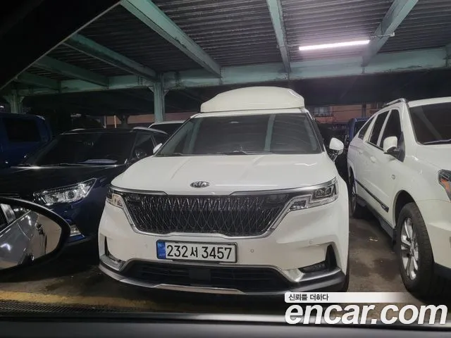 Kia Carnival — экстерьер