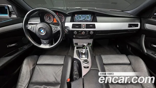 BMW 5 серия — интерьер