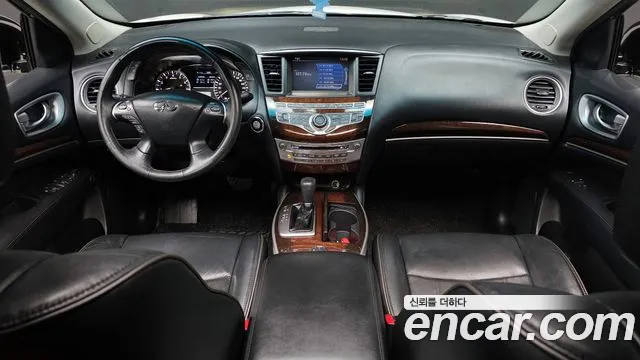 Infiniti QX60 — интерьер