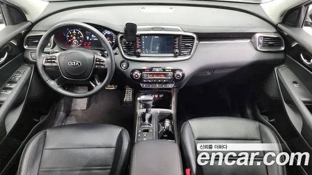 Kia Sorento — интерьер