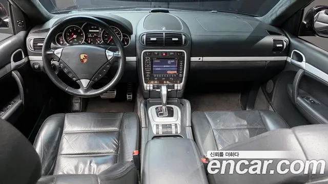 Porsche Cayenne — интерьер
