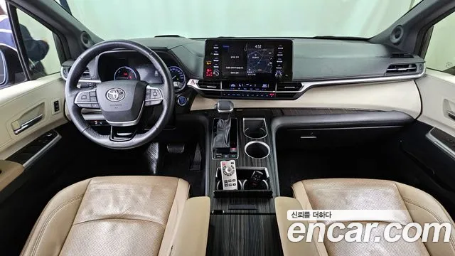 Toyota Sienna — интерьер