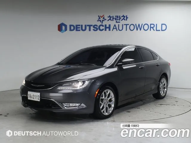 Chrysler 200