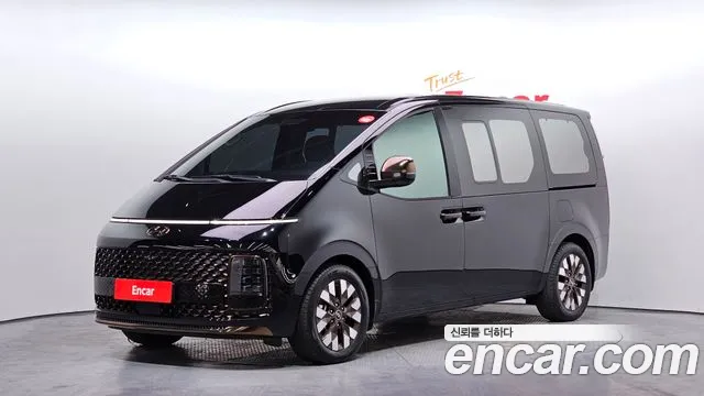 Hyundai Staria