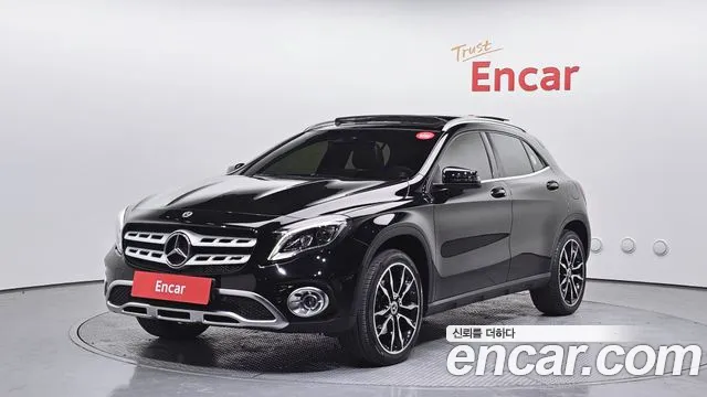Mercedes-Benz GLA-класс