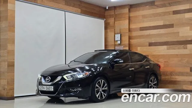Nissan Maxima