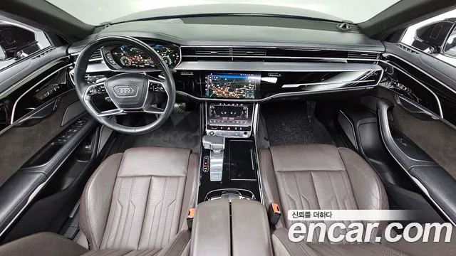 Audi A8 — интерьер