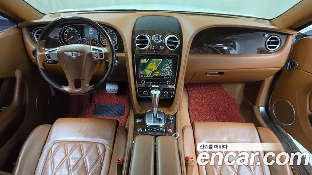 Bentley Continental — интерьер